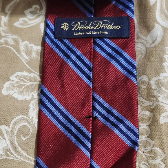 Brooks Brothers Burgundy and Blue Striped Tie - Picture 2 of 6